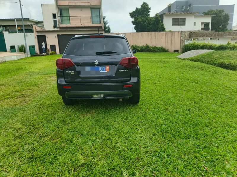 SUZUKI VITARA GLX année 2023