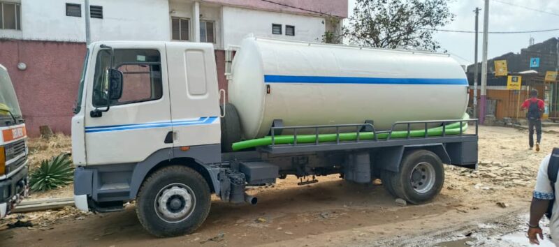 Camions citerne d'eau