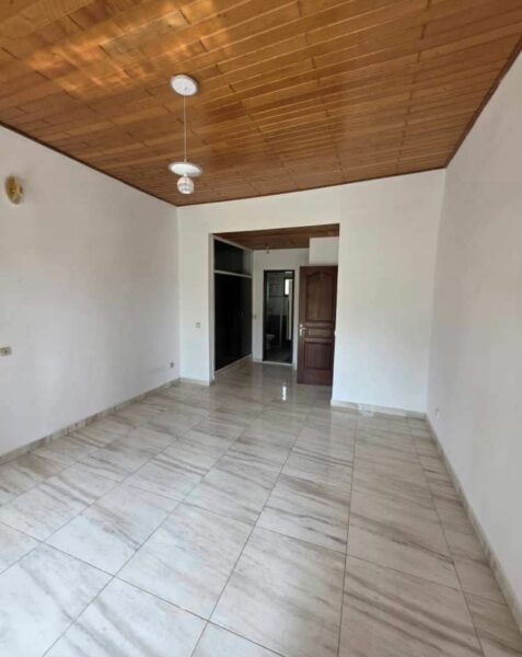Duplex à louer Feh Kessé