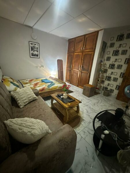 Studio meublée à louer à Bouake