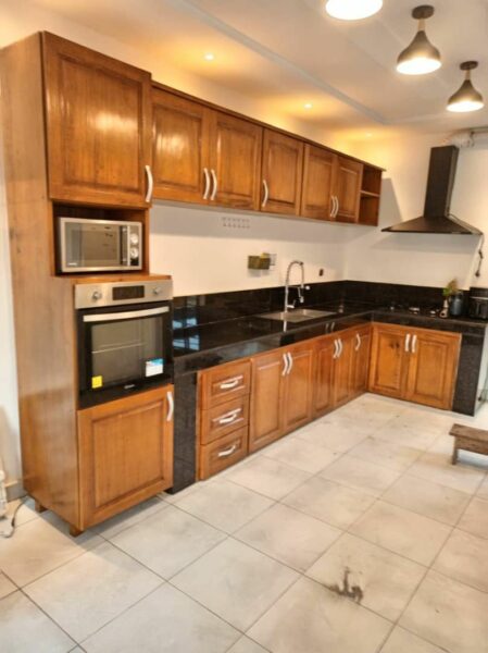 Ebeniste service Menuiser professionnel