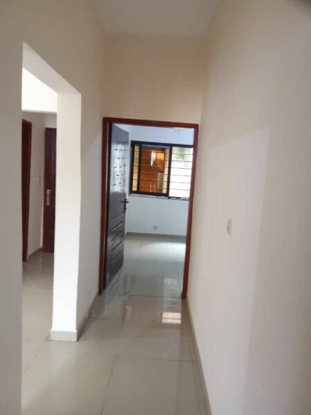 Appartement 3 pièces à louer Bingerville