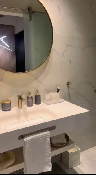 Location studio meublée à Faya