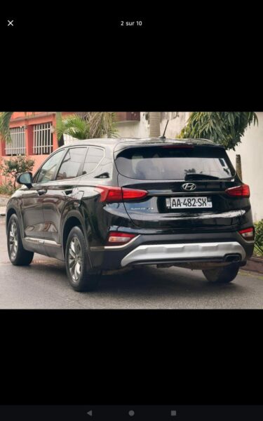Hyundai SantaFe à louer