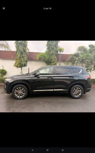 Hyundai SantaFe à louer