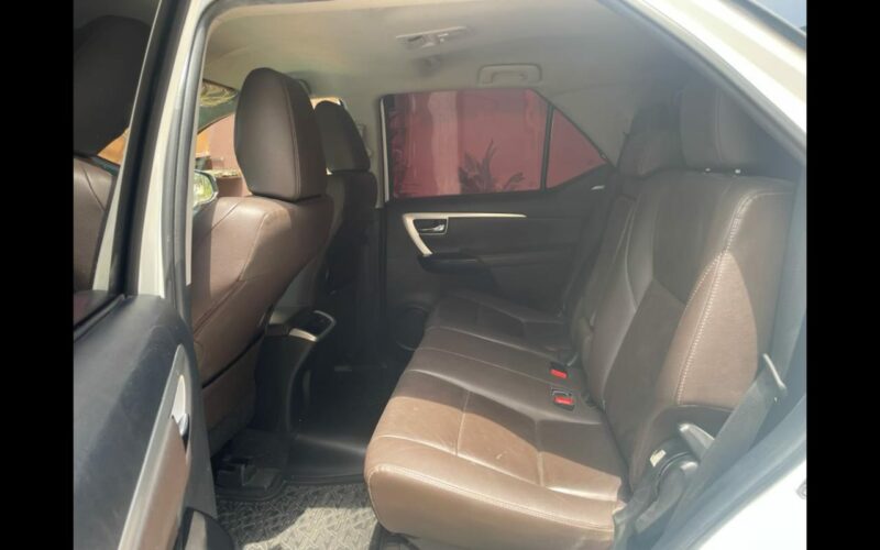 Location d'une Toyota Fortuner