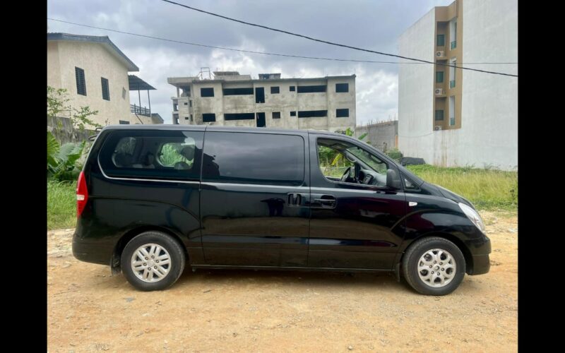 Hyundai grand satarex 2018