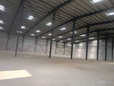 Location d'un entrepôt à Yopougon