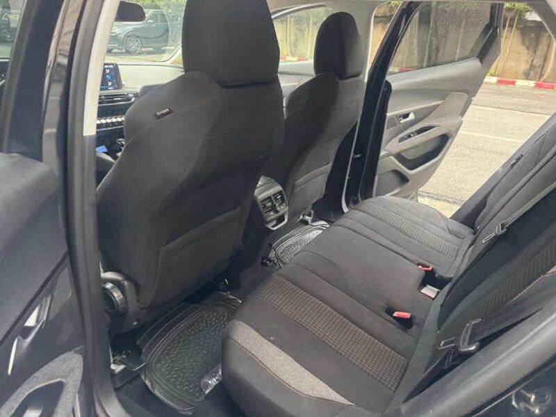 Location Peugeot 3008