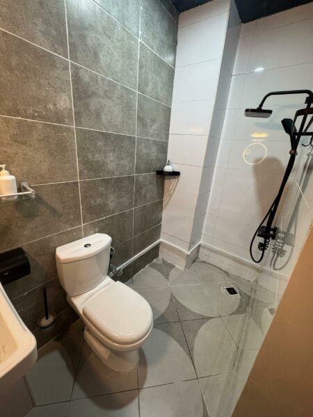 Location d'un Studio haut standing à Angré