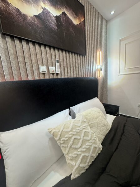 Location d'un Studio haut standing à Angré