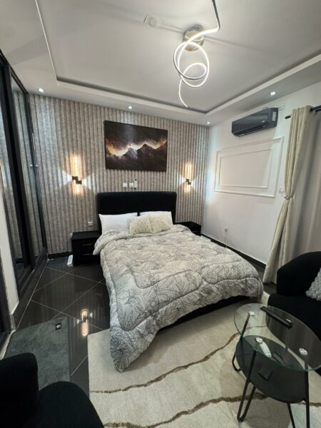 Location d'un Studio haut standing à Angré