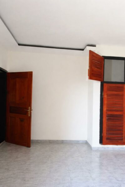 Location d'un chambre salon à Anyama